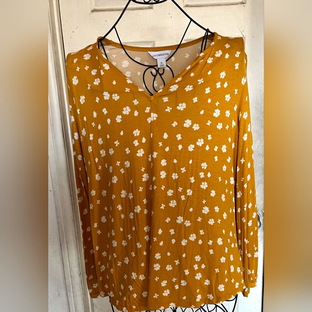 Liz Claiborne Golden Top with White Floral Design - Picture 1 of 3